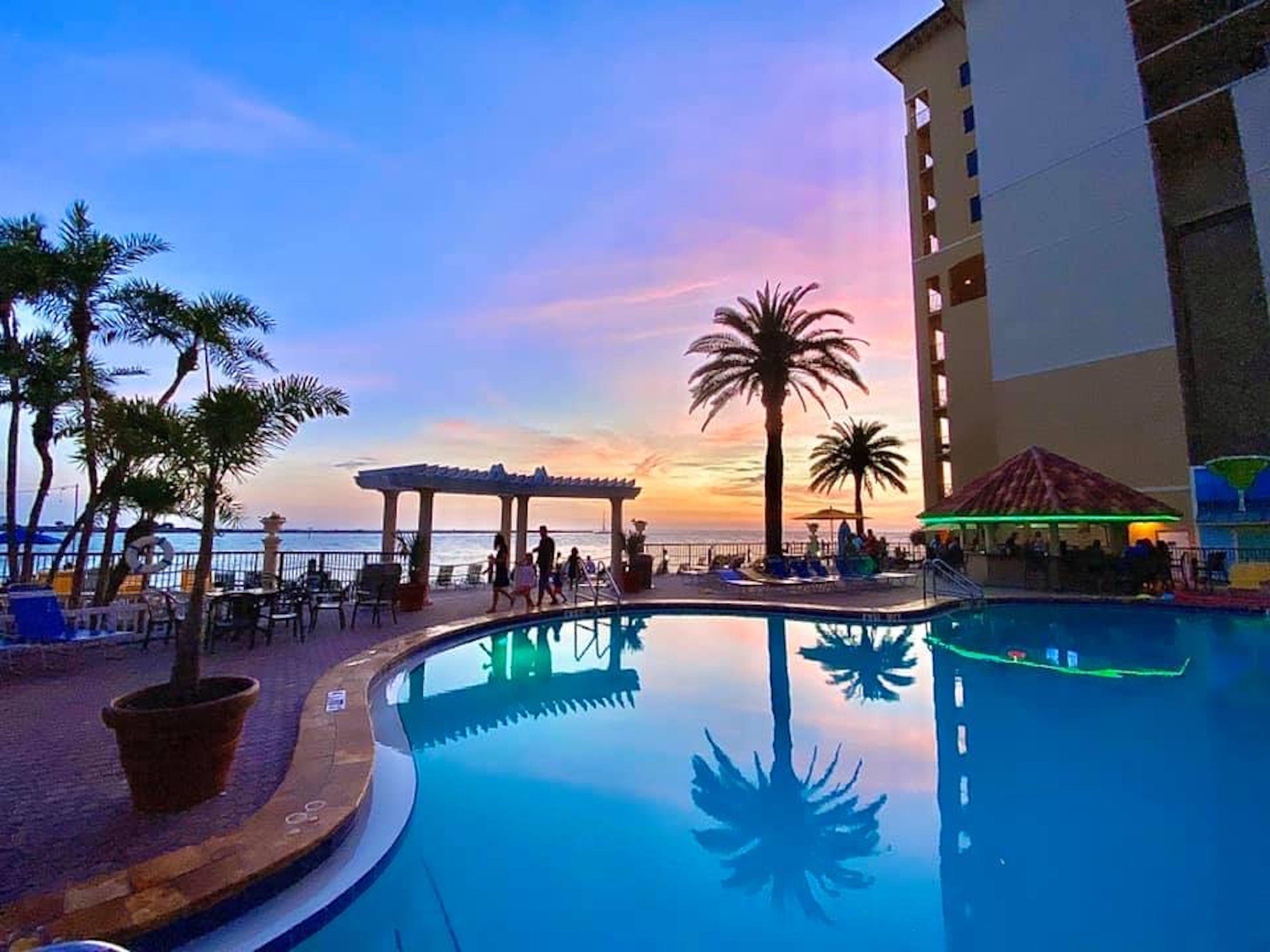 Holiday Inn & Suites Clearwater Beach By Ihg Exteriör bild