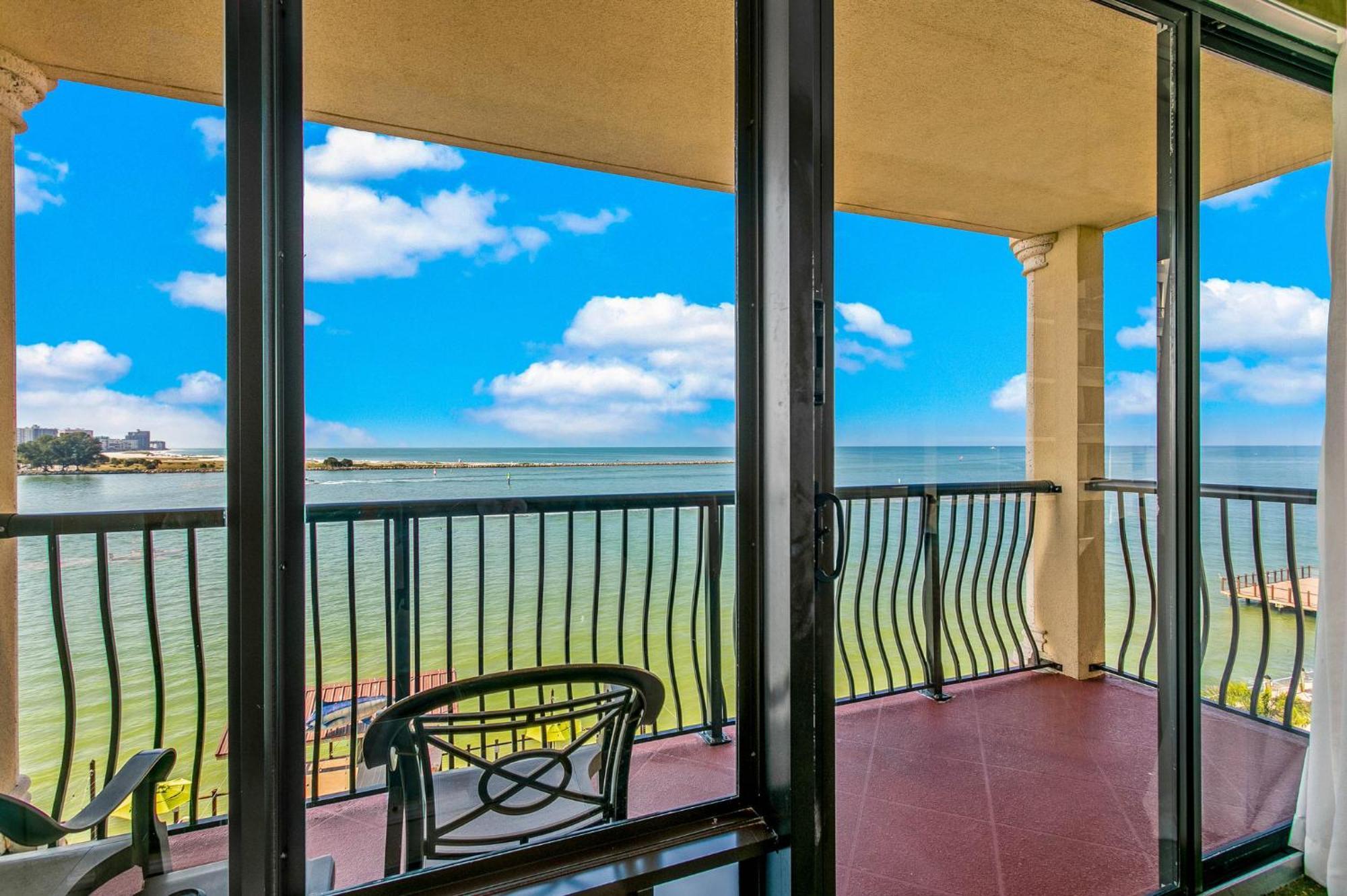 Holiday Inn & Suites Clearwater Beach By Ihg Exteriör bild